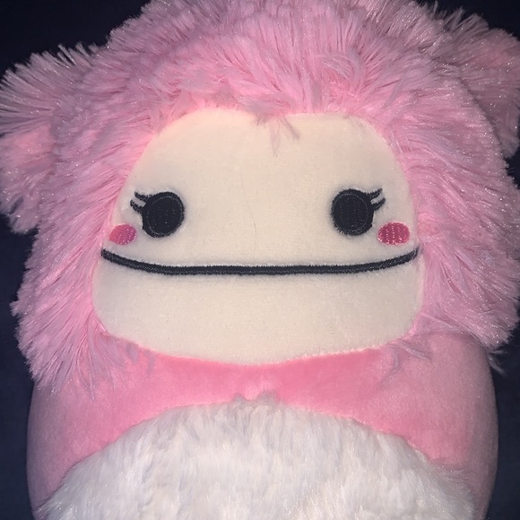 Brina the Bigfoot squishmallow NWT - Picture 5 of 7